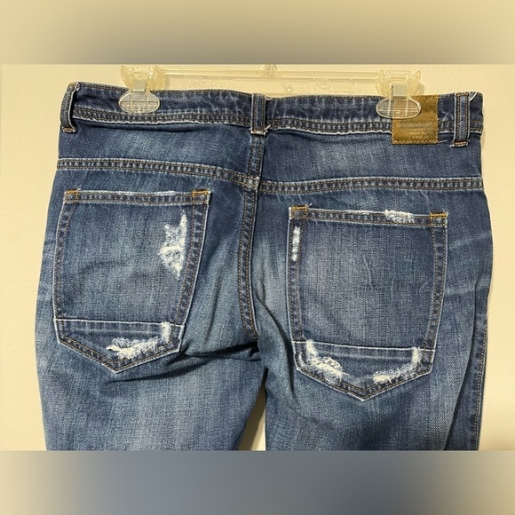 Zara Destroyed Basic Z1975 Jeans - Picture 9 of 10